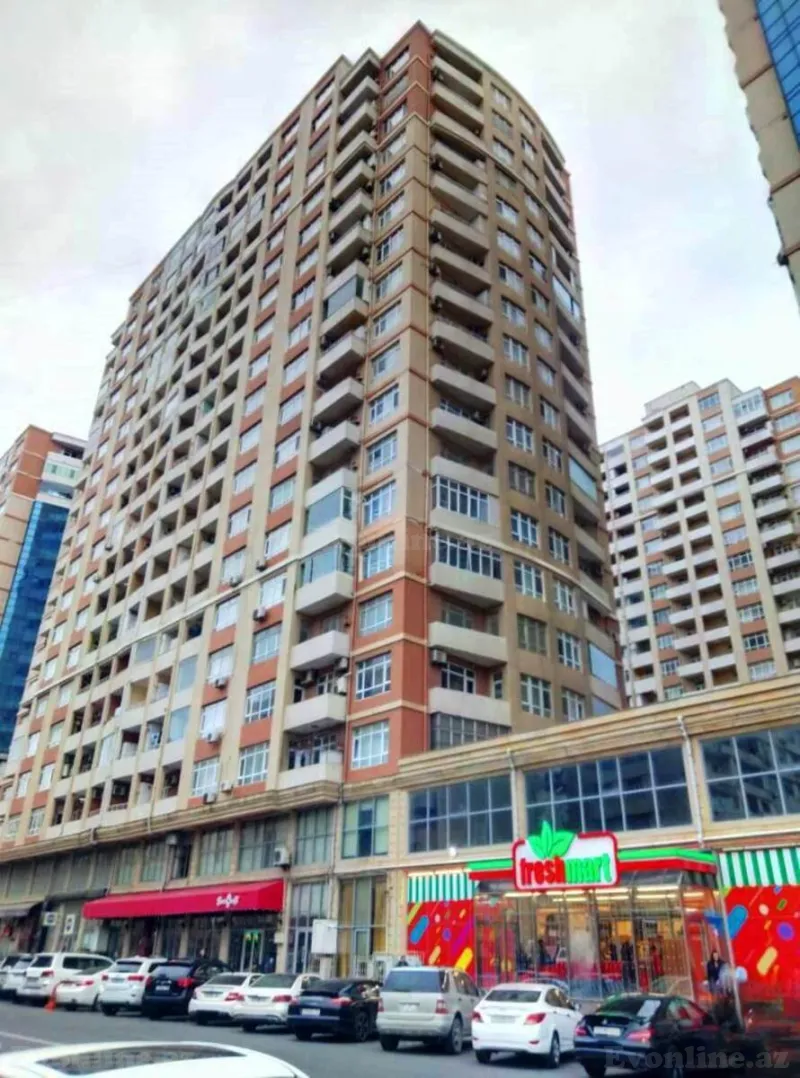 Satılır 3 otaqlı Mənzil Yeni tikili 130 m² Bakı, Xətai r — Bakı