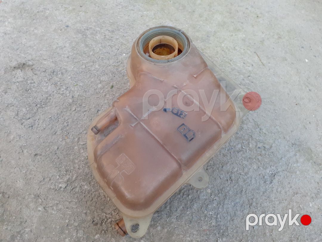 "Volkswagen Passat (B5)" radiator çəni — Ehtiyat hissələri və aksesuarlar, Bakı (2)