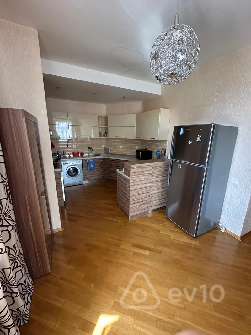 3 otaqlı mənzil, 105 m², Şəfayət Mehdiyev küçəsi — kirayə — Mənzil, Bakı (2)