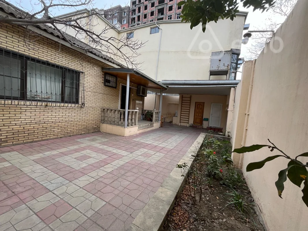 3 otaqlı həyət evi, 110 m², Q.Qarayev pr — Bakı
