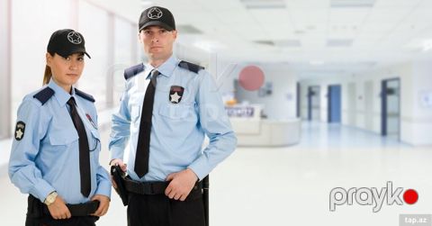 Bineqedi Yolunda Diqqetle oxu Sora Yaz Yerleşen Metal Zavoda — Bakı