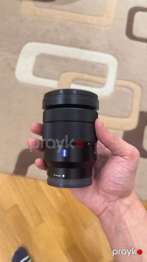 Sony Zeis Vario-Tesser 16-35mm — Bakı