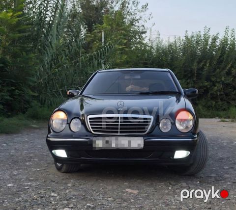 Mercedes E 220, 2.2 L, 2000 il, 680 000 km — Bakı