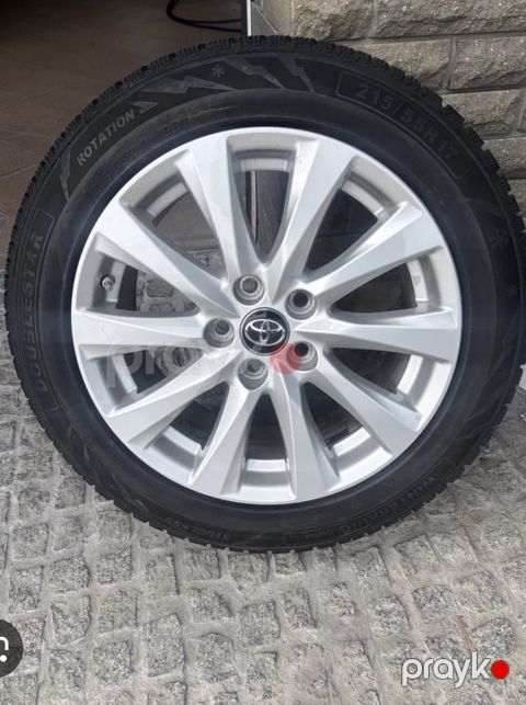 Toyota Corolla təkəri 215/55 R17 — Bakı