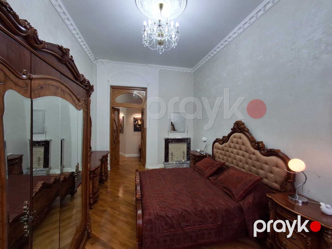 Satılır 5 otaqlı köhnə tikili 150 m² — Mənzil, Bakı (10)