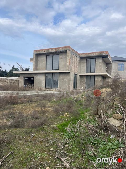 Satılır 6 otaqlı həyət evi/bağ evi 350 m² — Bakı