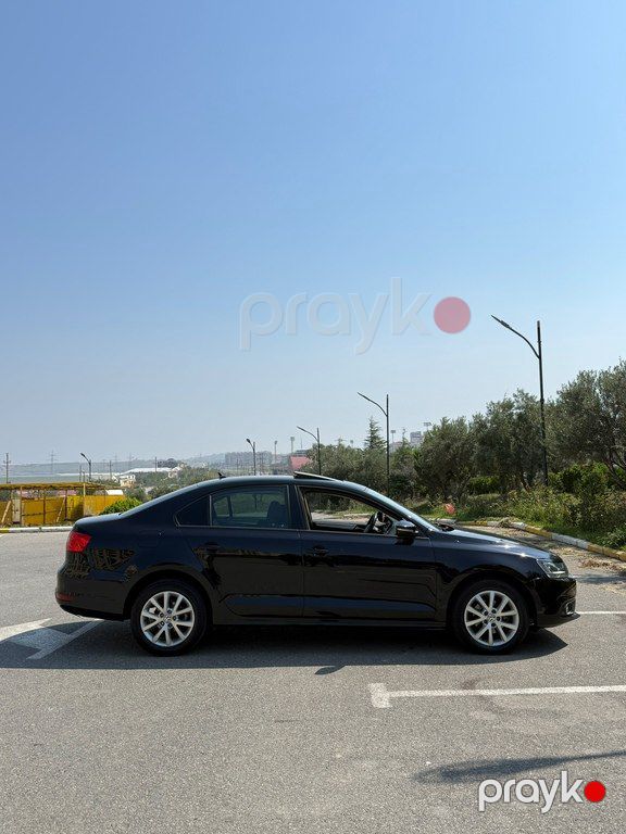 Volkswagen Jetta, 2.0 L, 2013 il, 190 000 km — Avtomobillər, Bakı (9)