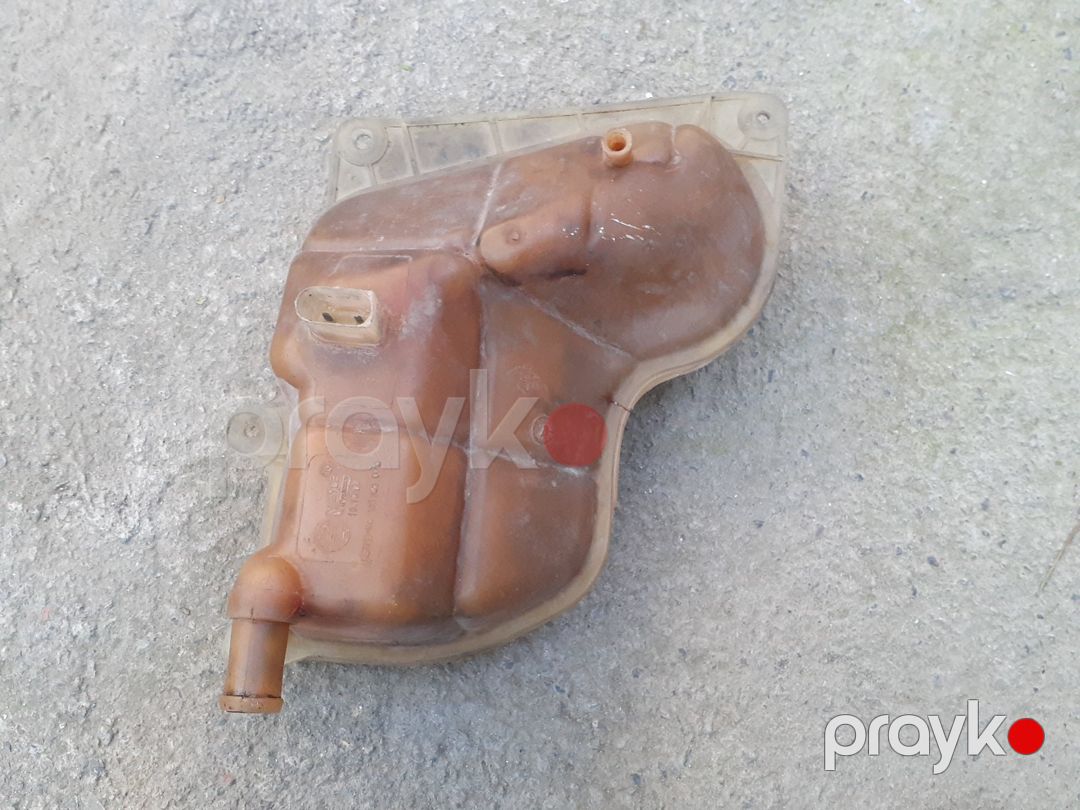 "Volkswagen Passat (B5)" radiator çəni — Ehtiyat hissələri və aksesuarlar, Bakı (6)