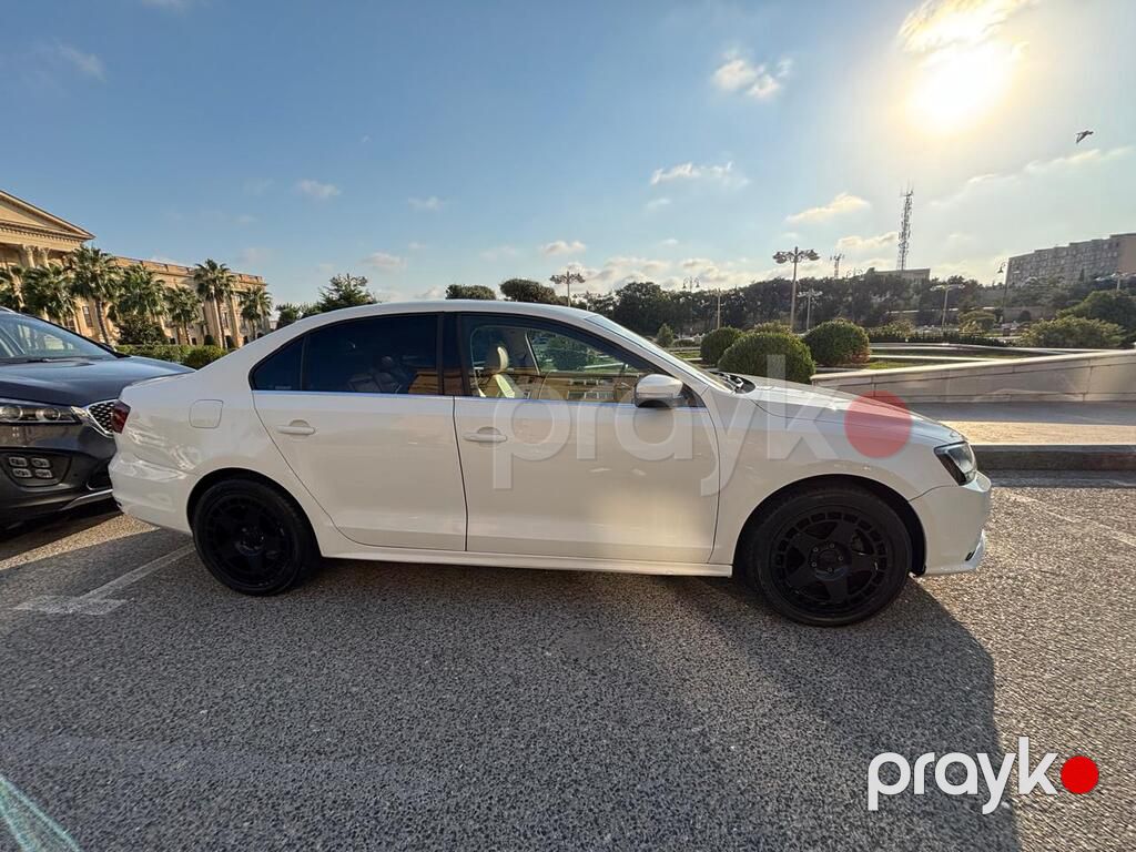 Volkswagen Jetta, 1.4 L, 2016 il, 213 176 km — Avtomobillər, Bakı (8)