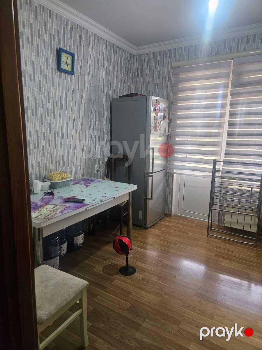 Satılır 4 otaqlı köhnə tikili 85 m² — Mənzil, Bakı (3)