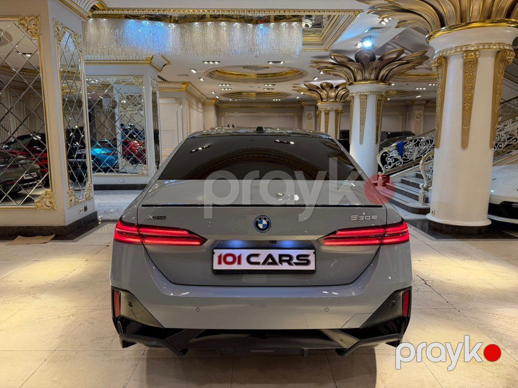 BMW 530e, 2.0 L, 19.4 kWh, 2024 il, 22 000 km — Avtomobillər, Bakı (8)