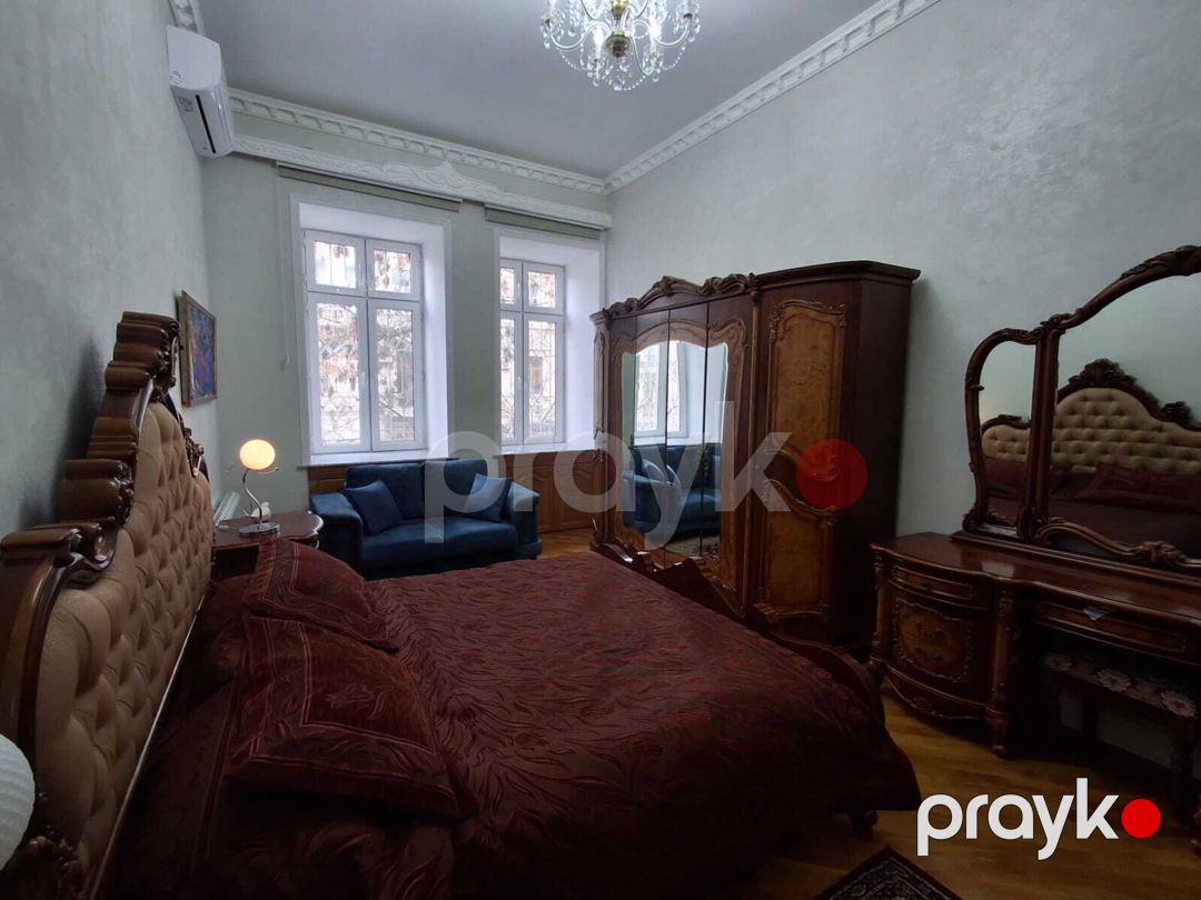 Satılır 5 otaqlı köhnə tikili 150 m² — Mənzil, Bakı (11)