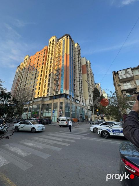 4-otaqlı yeni tikili, Nərimanov m., 216 m² — Bakı