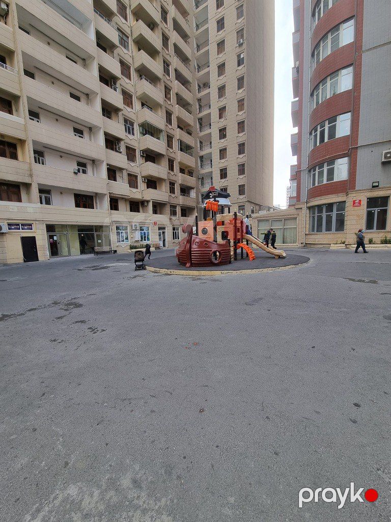 Satılır 4 otaqlı yeni tikili 242 m² — Mənzil, Bakı (2)