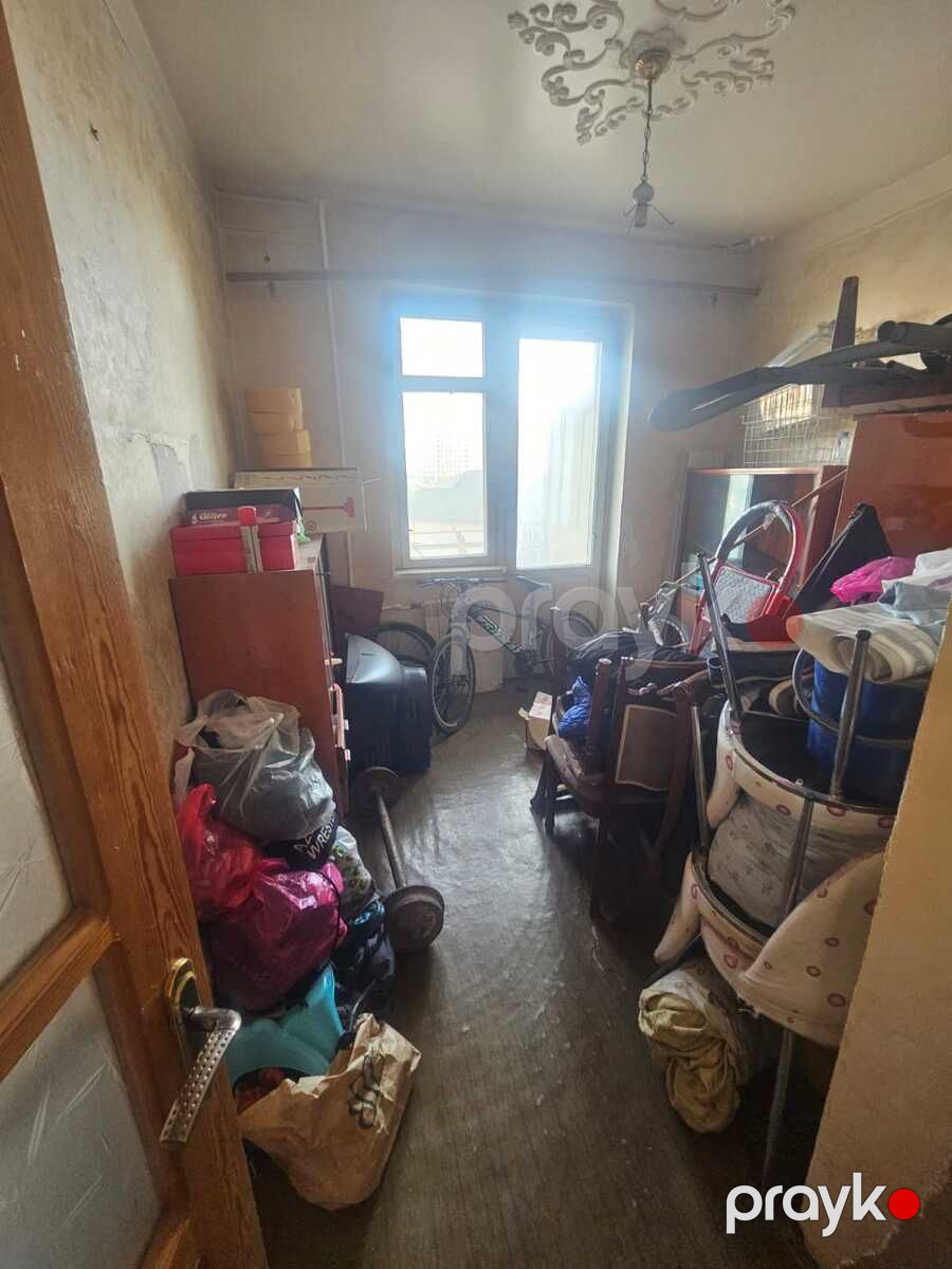 Satılır 4 otaqlı köhnə tikili 85 m² — Mənzil, Bakı (8)