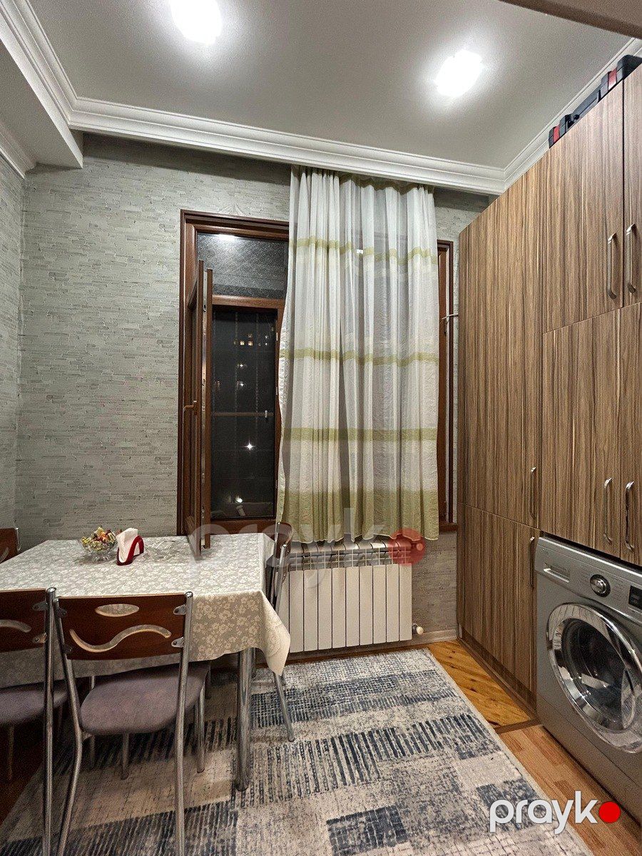 Satılır 2 otaqlı köhnə tikili 55 m² — Mənzil, Bakı (9)