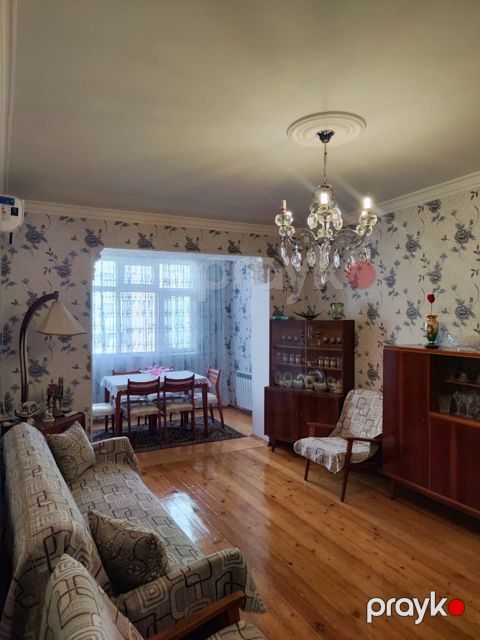 Satılır 3 otaqlı köhnə tikili 61 m² — Bakı