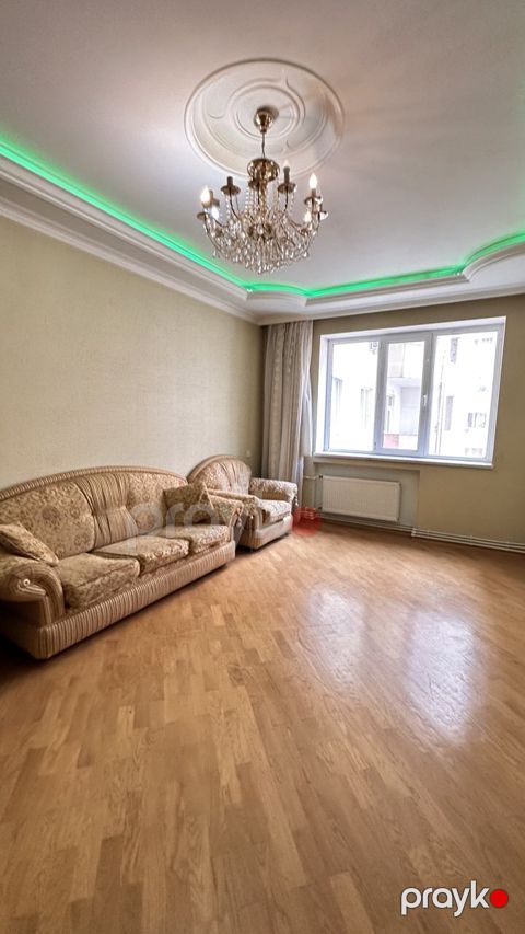Satılır 2 otaqlı yeni tikili 90 m² — Bakı
