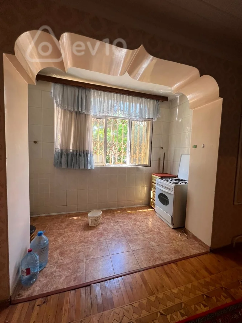 4 otaqlı mənzil, 100 m², İzzet Nebıyev küç. — kirayə — Mənzil, Bakı (3)