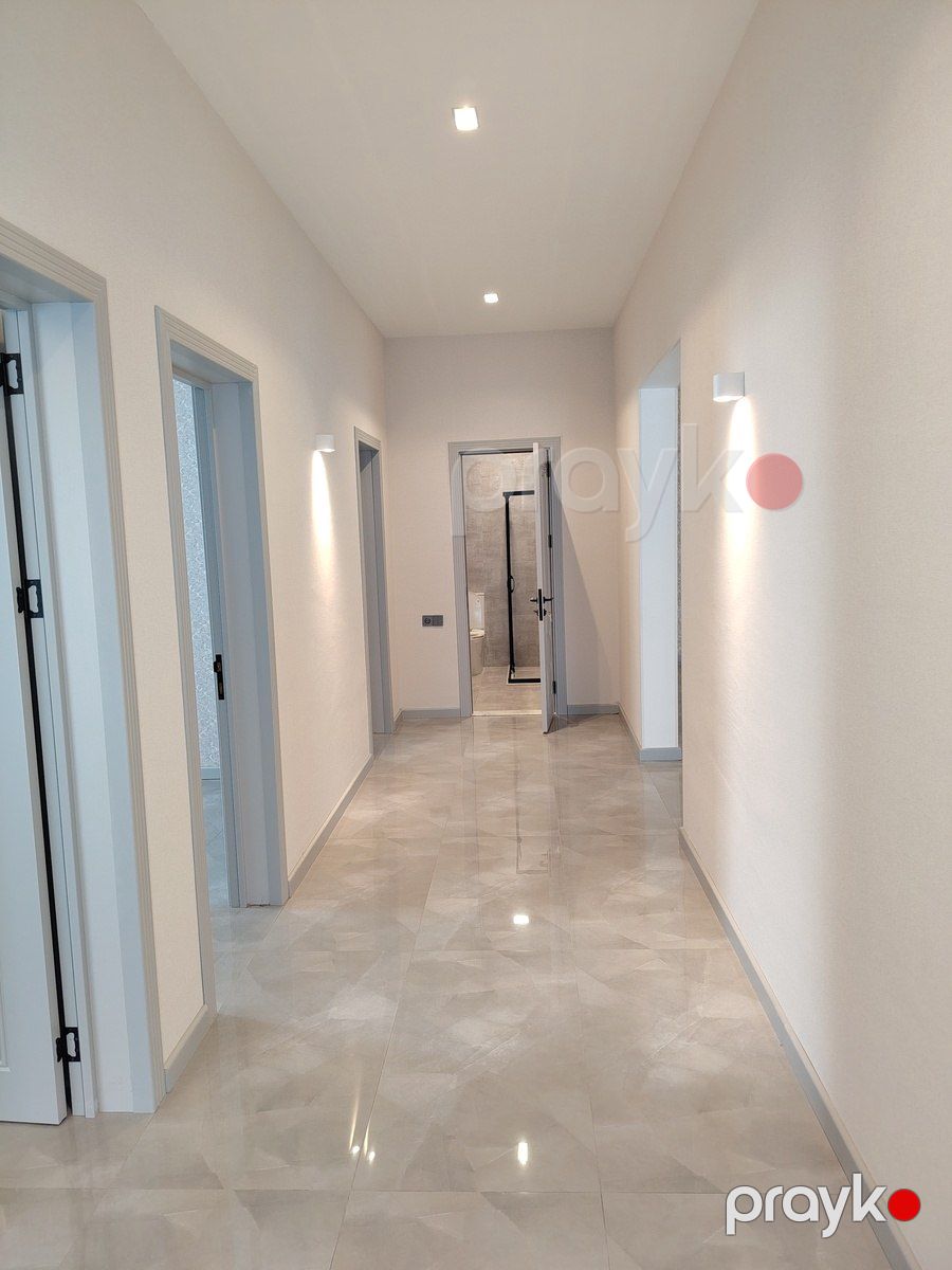 Satılır 4 otaqlı həyət evi/bağ evi 200 m² — Ev, villa, Bakı (10)