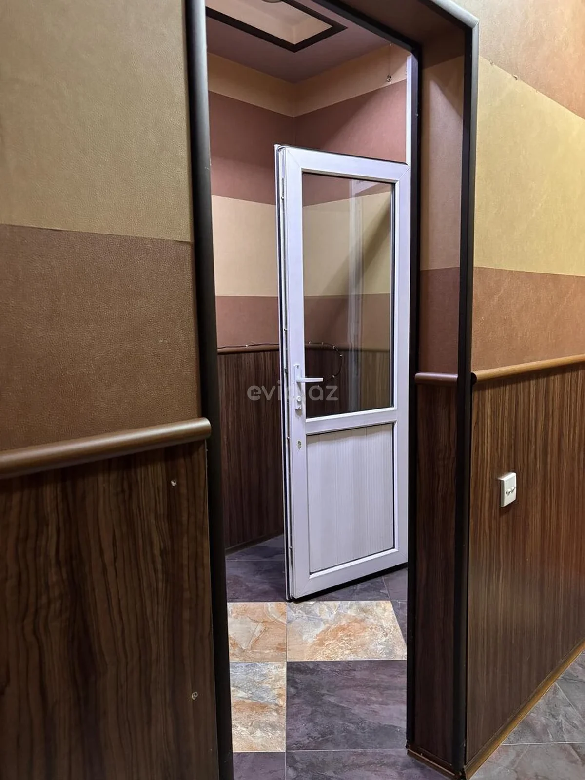 Kirayə 3 otaqlı mənzil 20 Yanvar metrosu yaxınlığında — Mənzil, Bakı (6)