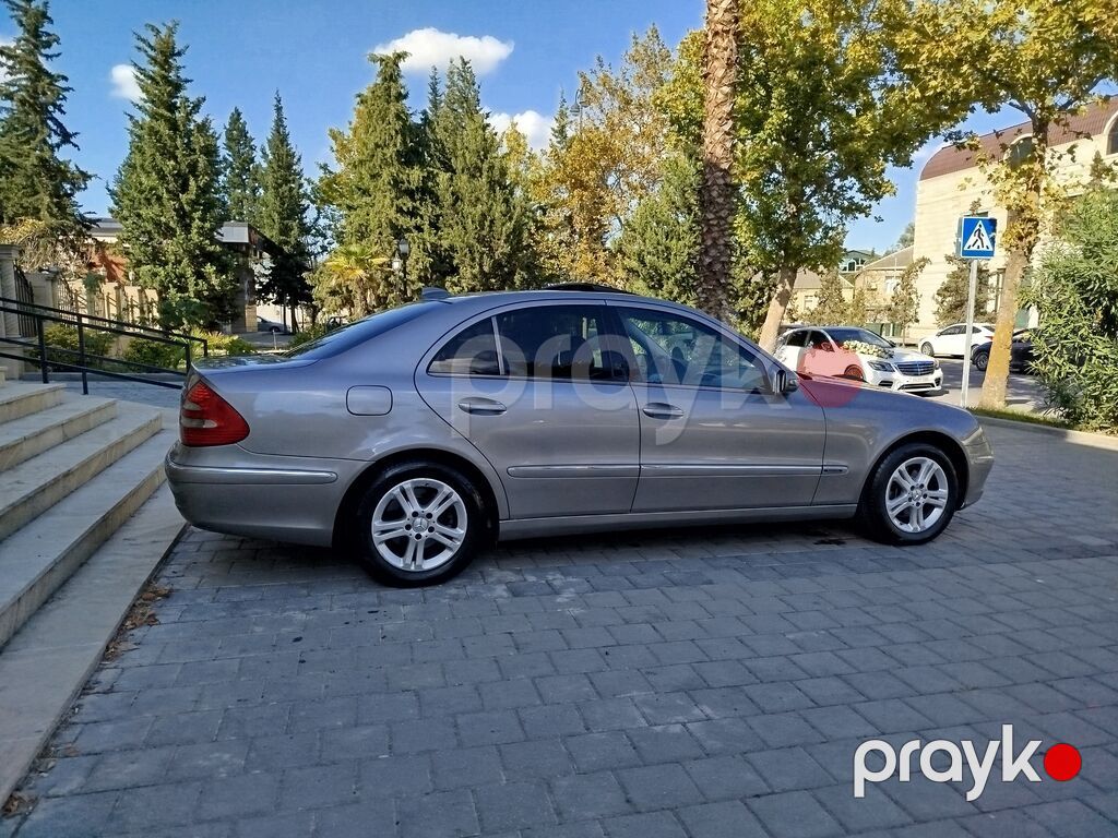 Mercedes-Benz E-Class: 2.7 l 2003 il Sedan — Avtomobillər, Yevlax (10)