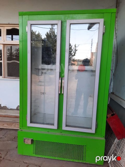 *Soyuducu satilir* *qiyməti 700₼* *ūnvan Türkan z⁹⁰kod6236* — Bakı