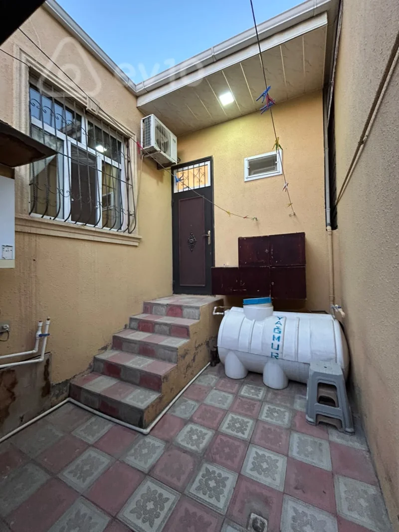 2 otaqlı həyət evi, 100 m², Hacı Zeynalabdin Tağıyev küçəsi — Bakı