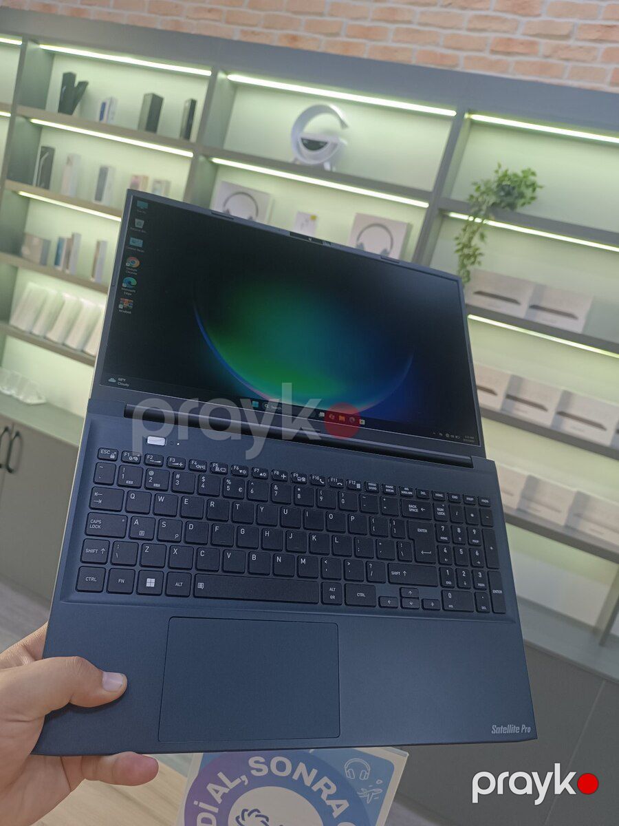 Toshiba Dynabook — Noutbuklar, Bakı (3)