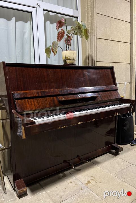 Piano, Akustik, İşlənmiş — Masazır