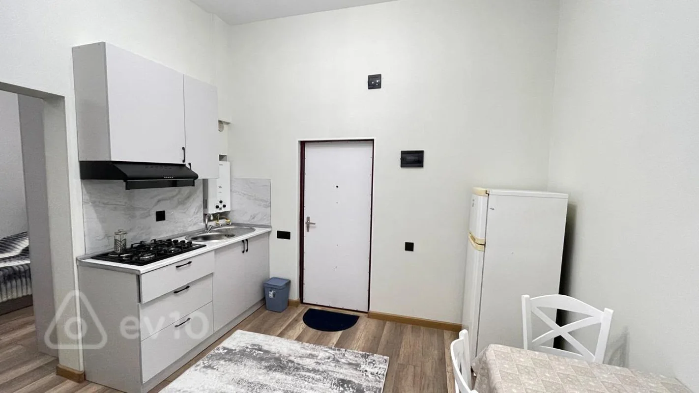 1 otaqlı mənzil, 30 m², Puşkin küçəsi — kirayə — Mənzil, Bakı (4)