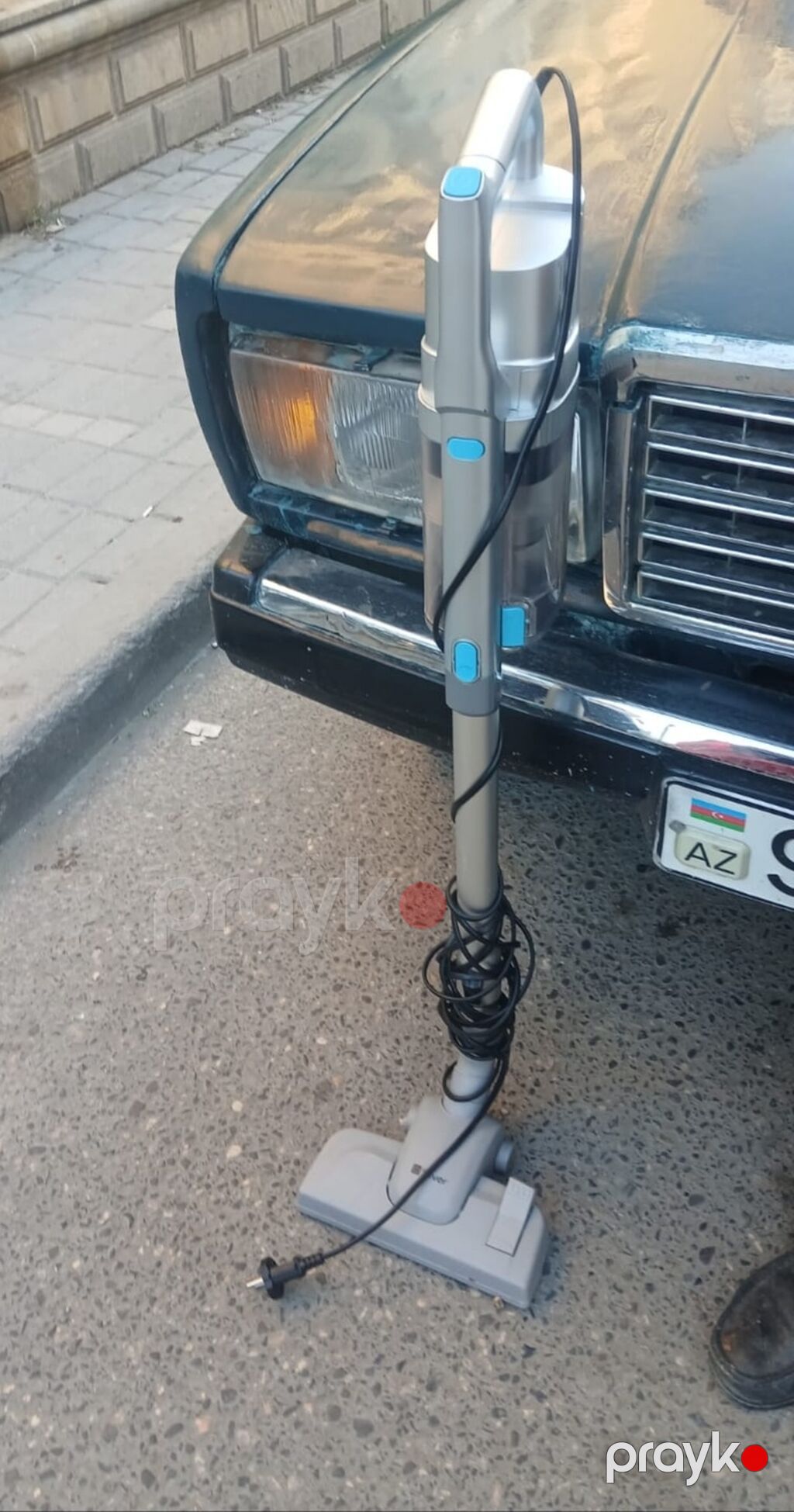 Yüngül və kompakt şaquli elektrik süpürgəsi - Şnurla işləyən model — Tozsoran, Bakı (2)