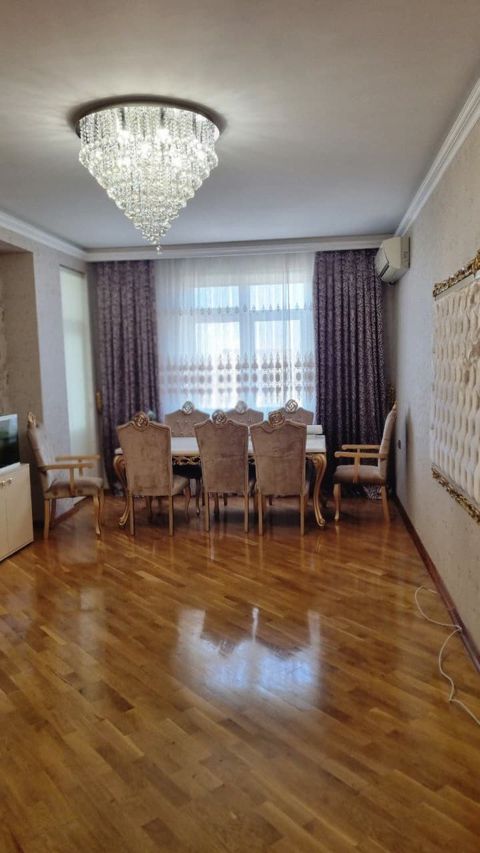 Satılır 3 otaqlı yeni tikili 110 m² — Bakı