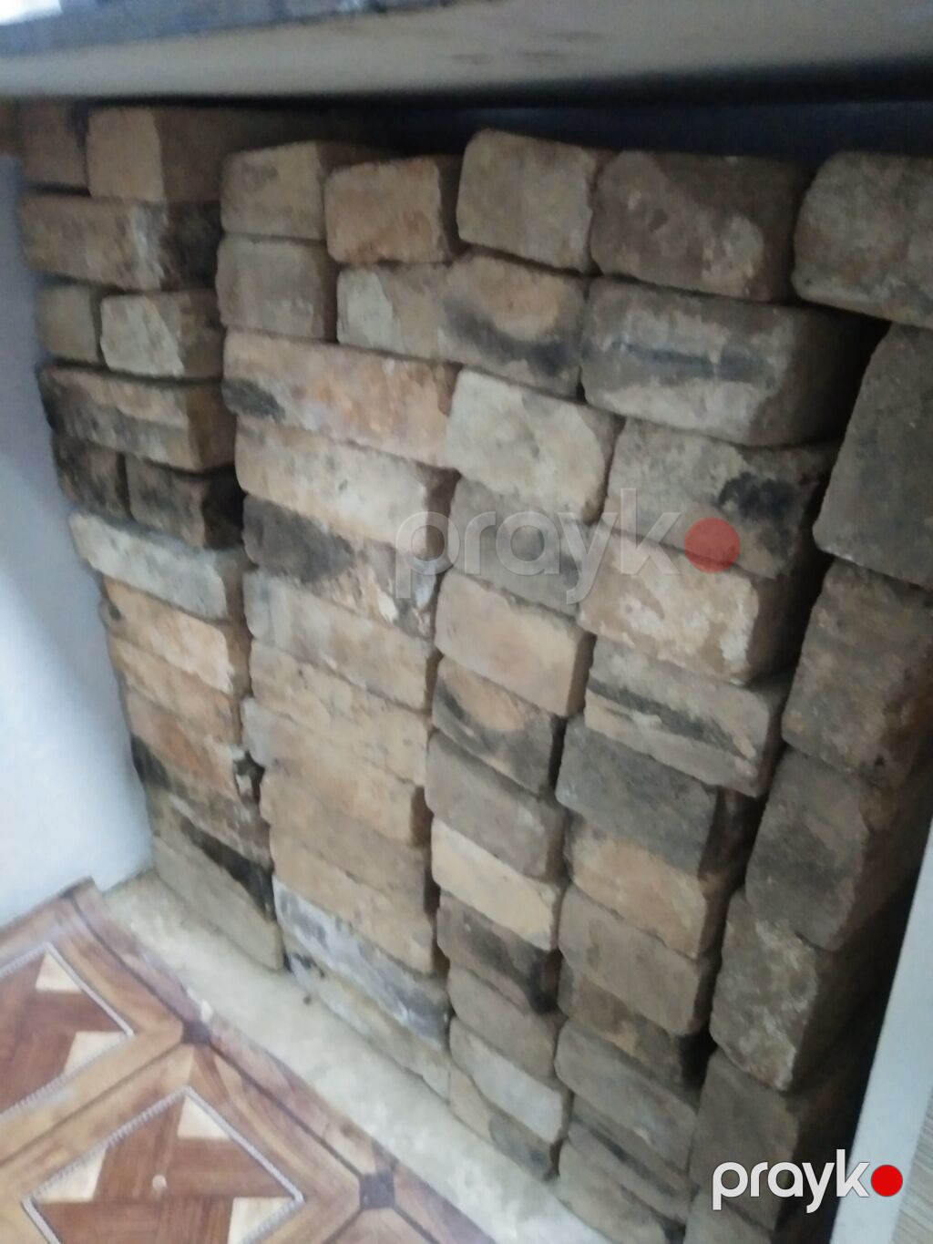 Dekorativ Sovetin kerpici, yaxsi veziyyetdedir, islenmis. 200 ədəd var — Tikinti blokları, kərpic və panellər, Bakı (4)