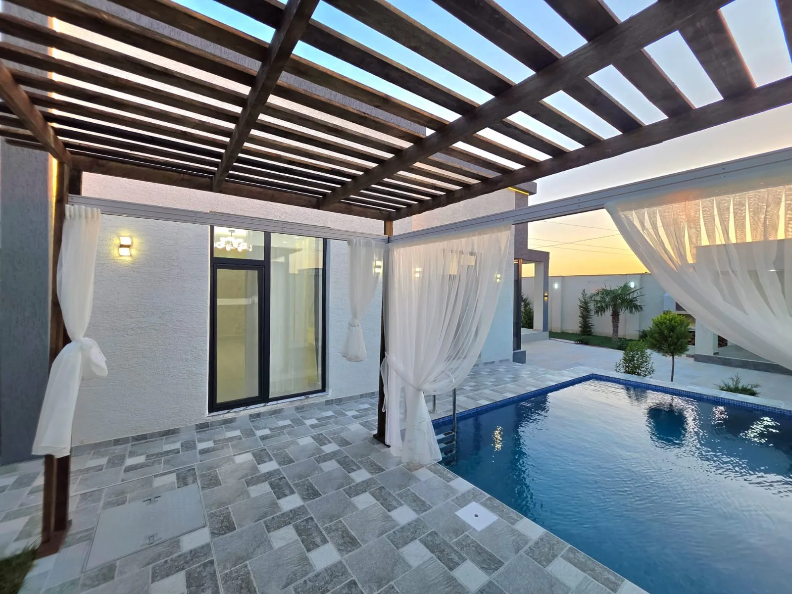 Şüvəlan, 4 otaqlı Həyət evi satılır - 160 m², 1 mərtəbə, 3.6 sot — Ev, villa, Bakı (8)