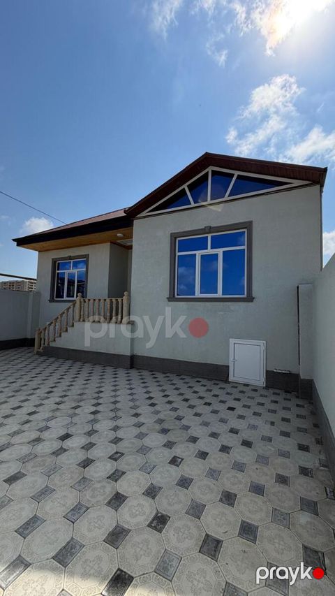 Satılır 4 otaqlı həyət evi/bağ evi 100 m² — Bakı