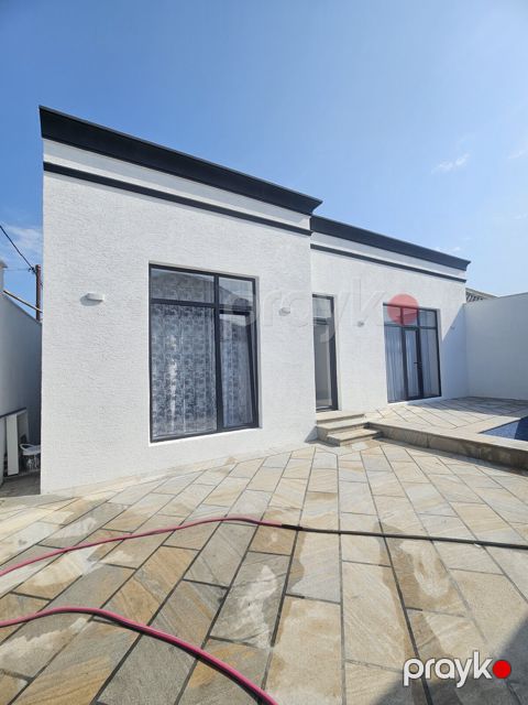 Satılır 4 otaqlı həyət evi/bağ evi 120 m² — Bakı