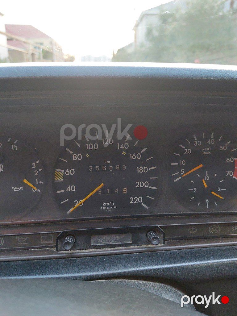 Mercedes 190, 2.0 L, 1992 il, 356 600 km — Avtomobillər, Bakı (5)