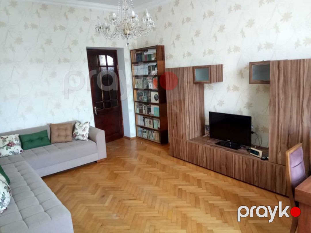 Satılır 2 otaqlı köhnə tikili 65 m² — Mənzil, Bakı (2)