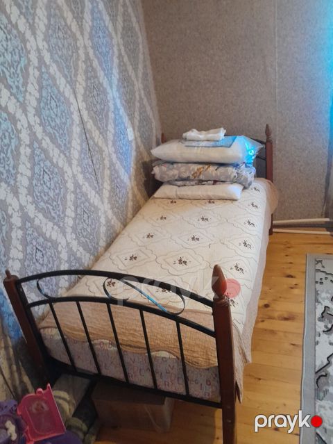 İşlənmiş, Təknəfərlik çarpayı, Bazasız, Matras ilə, Siyirməsiz — Digah