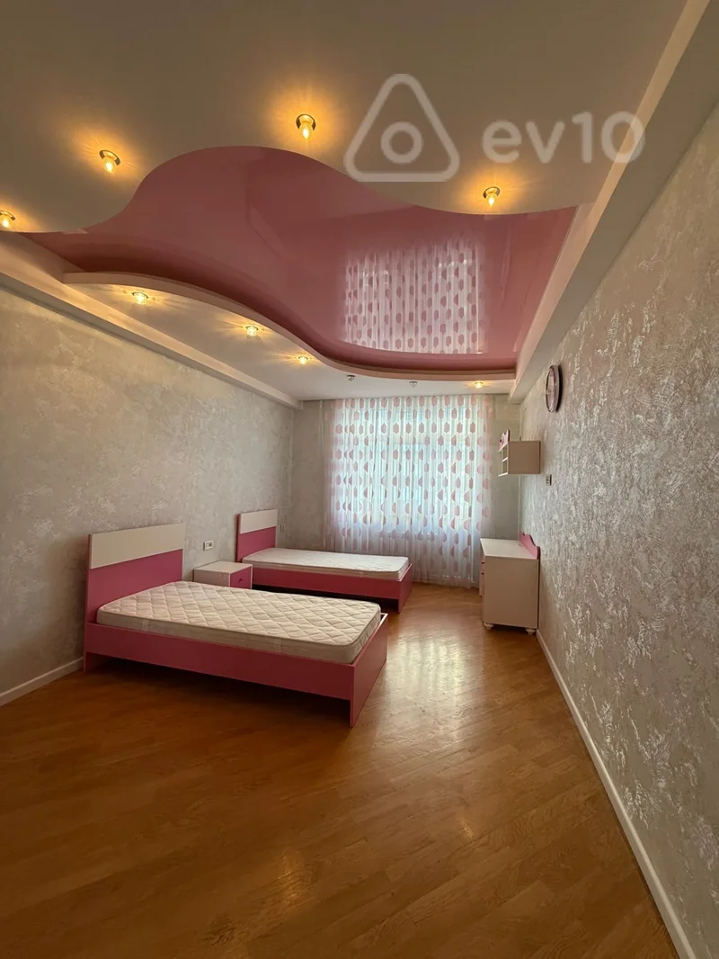 3 otaqlı mənzil, 150 m², Nəcəfqulu Rəfiyev 34 — kirayə — Mənzil, Bakı (12)