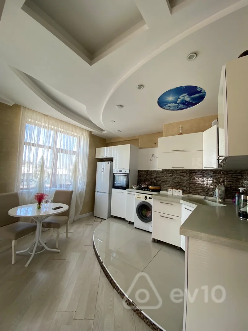 3 otaqlı mənzil, 81 m², Nobel pr — kirayə — Mənzil, Bakı (9)