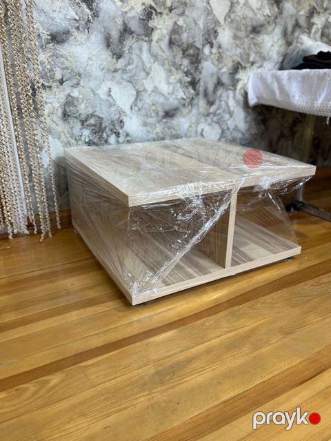 Kvadrat masa, Açılmayan, Təkərsiz, Teksturalı laminat, Zəmanətsiz