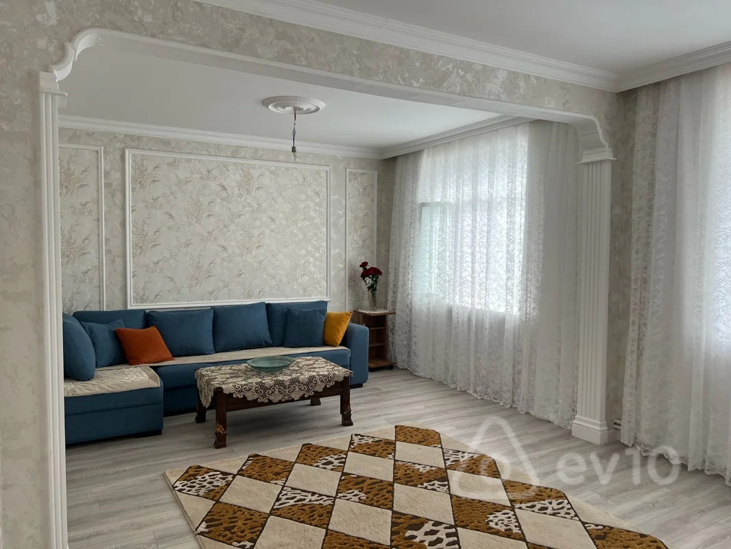 4 otaqlı mənzil, 130 m², Abbas Mirzə Şərifzadə — kirayə — Mənzil, Bakı (2)