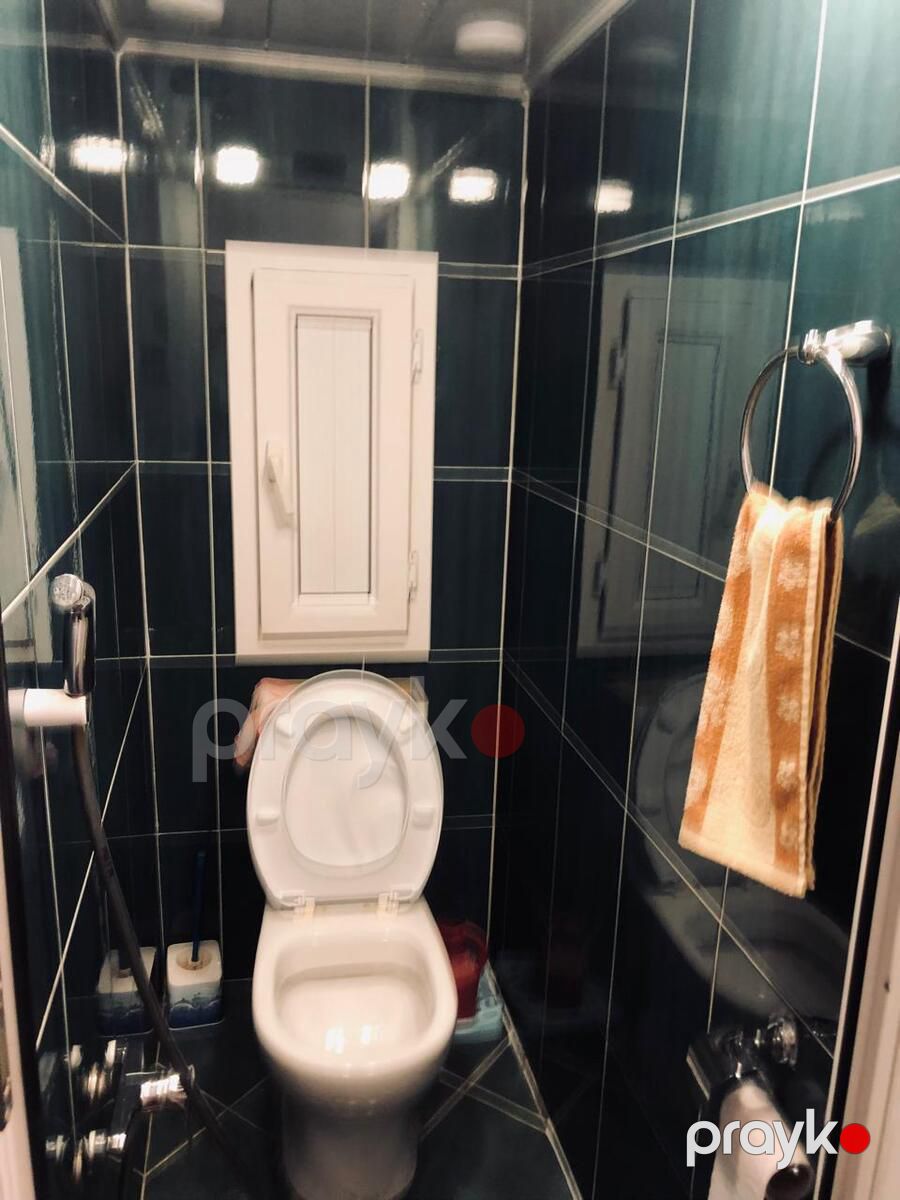 Satılır 2 otaqlı köhnə tikili 65 m² — Mənzil, Bakı (10)