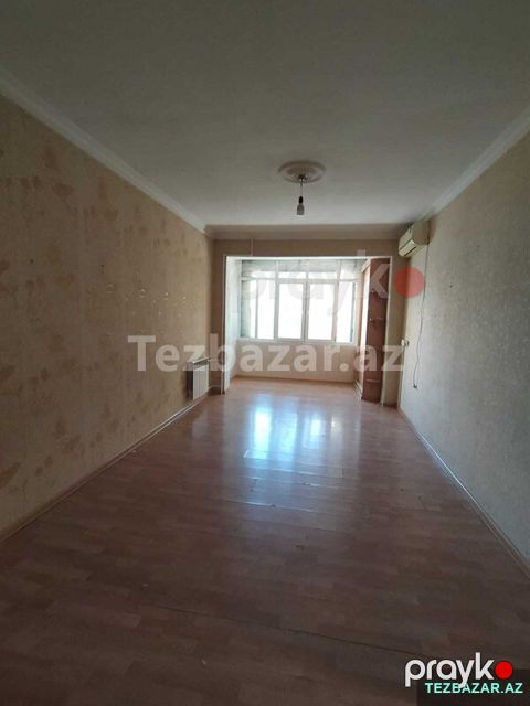 Satılır 2 otaqlı köhnə tikili 56 m², Bakıxanov q — Bakı