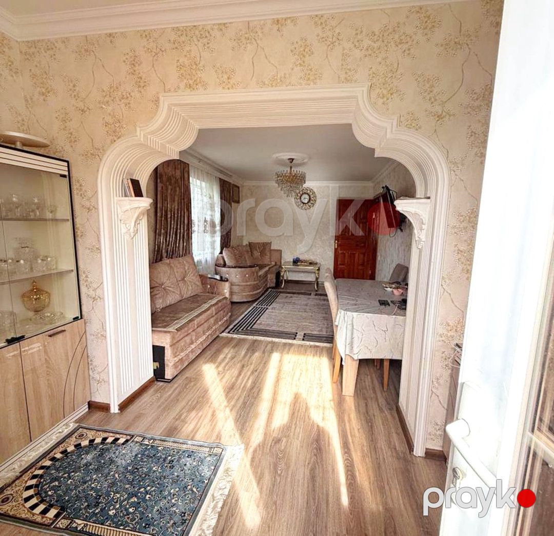 Satılır 4 otaqlı köhnə tikili 86 m² — Mənzil, Bakı (2)