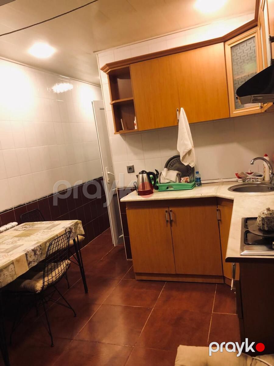 Satılır 2 otaqlı köhnə tikili 65 m² — Mənzil, Bakı (4)