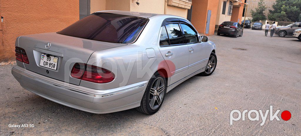 Mercedes E 320, 3.2 L, 2000 il, 298 000 km — Avtomobillər, Bakı (5)