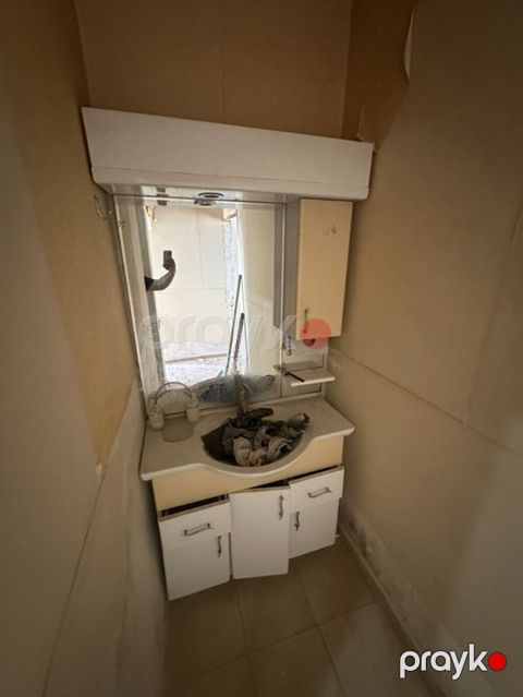 Hamam üçün lavabo mebeli dəsti - Lavabo ilə birgə alt tumbalı dolab — Masazır